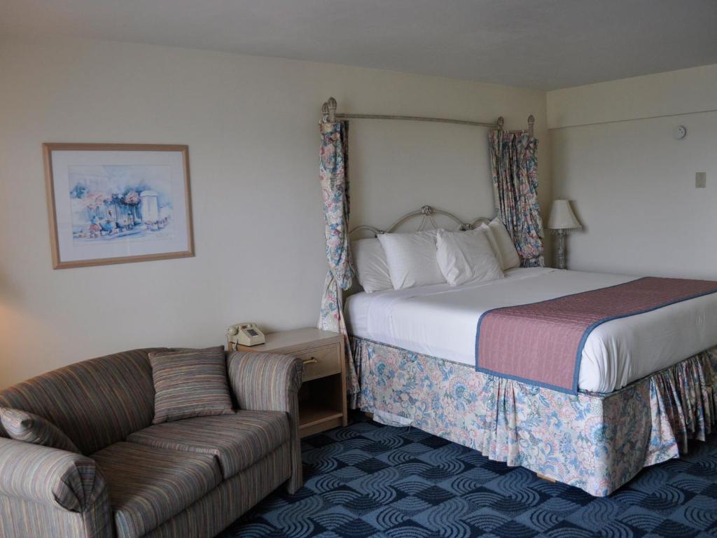 מירטל ביץ' The Diplomat Family Motel מראה חיצוני תמונה